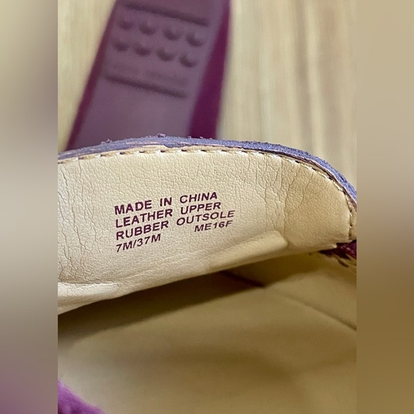 Michael Kors Daisy Purple Plum Suede Leather Moccasin Flats Shoes LNC Size 7 - Picture 3 of 6